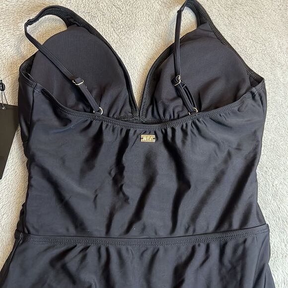NWT Jones New York Black One Piece Swimsuit - Size Medium - Picture 9 of 14